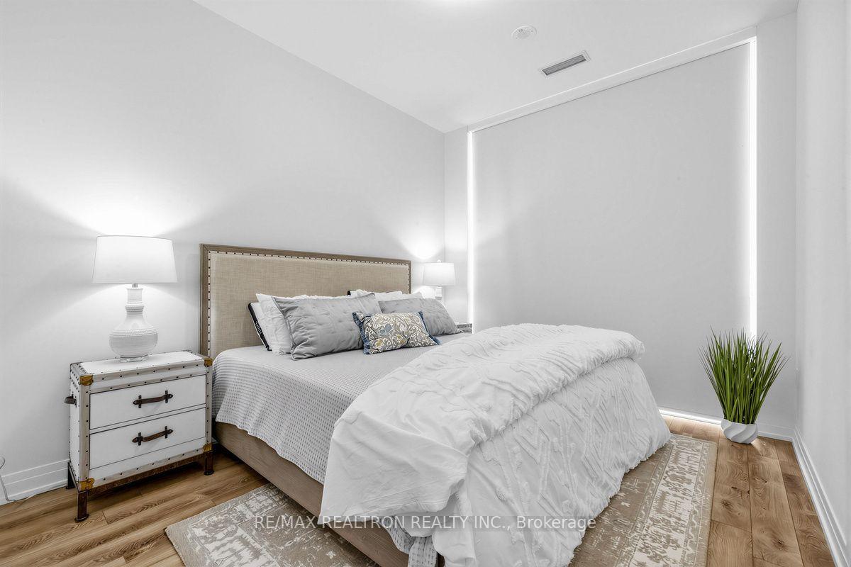 Photo 18 of Unit 456, 415 Sea Ray Avenue, Innisfil, Rural Innisfil — HOMEH