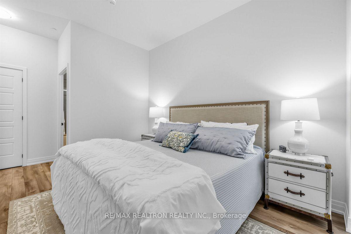 Photo 19 of Unit 456, 415 Sea Ray Avenue, Innisfil, Rural Innisfil — HOMEH