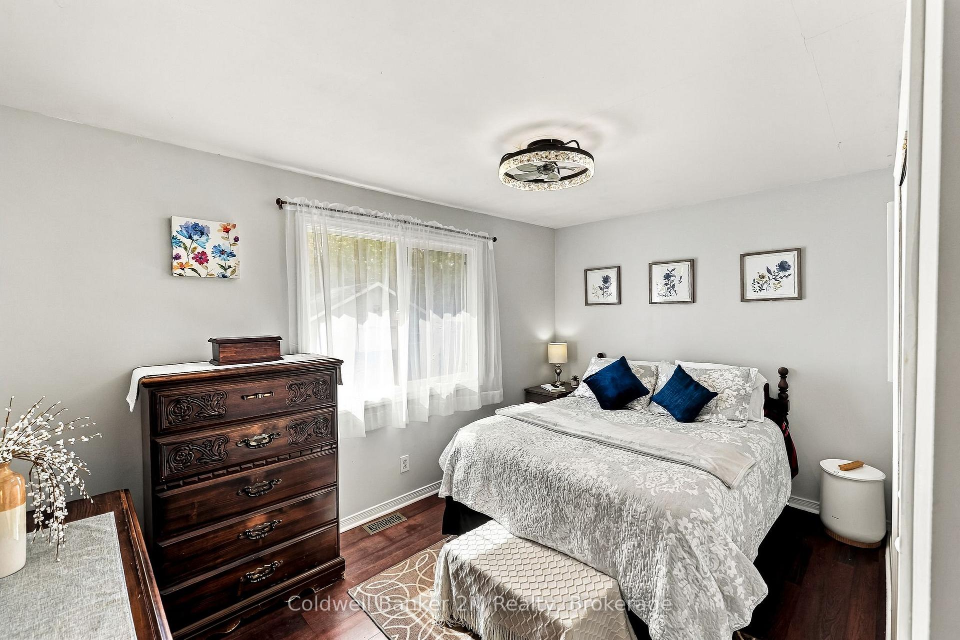 Photo 13 of 31 Johnston Street, Georgina, Pefferlaw — HOMEH