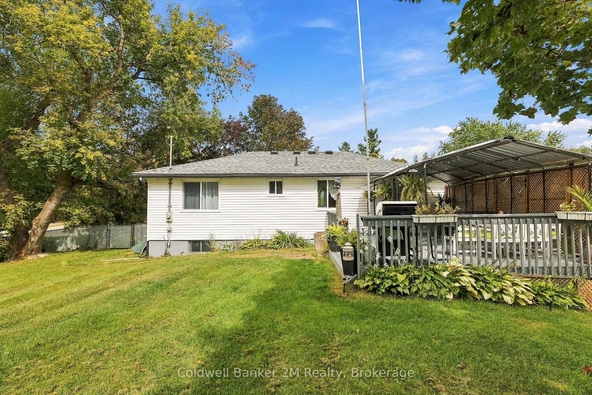Photo 23 of 31 Johnston Street, Georgina, Pefferlaw — HOMEH
