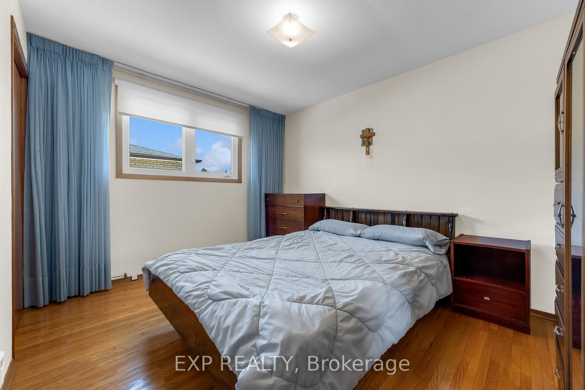 Photo 21 of 150 Marcella Crescent, Hamilton, Gershome — HOMEH