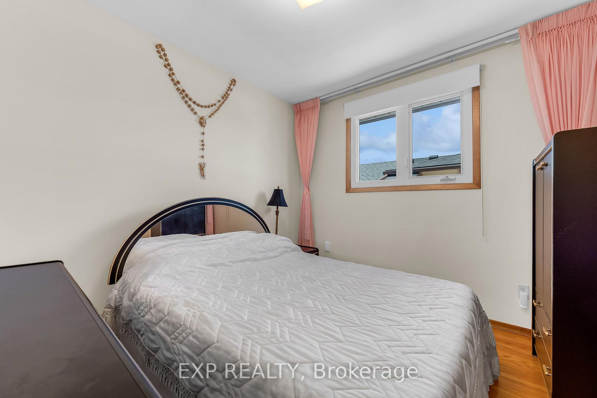 Photo 22 of 150 Marcella Crescent, Hamilton, Gershome — HOMEH