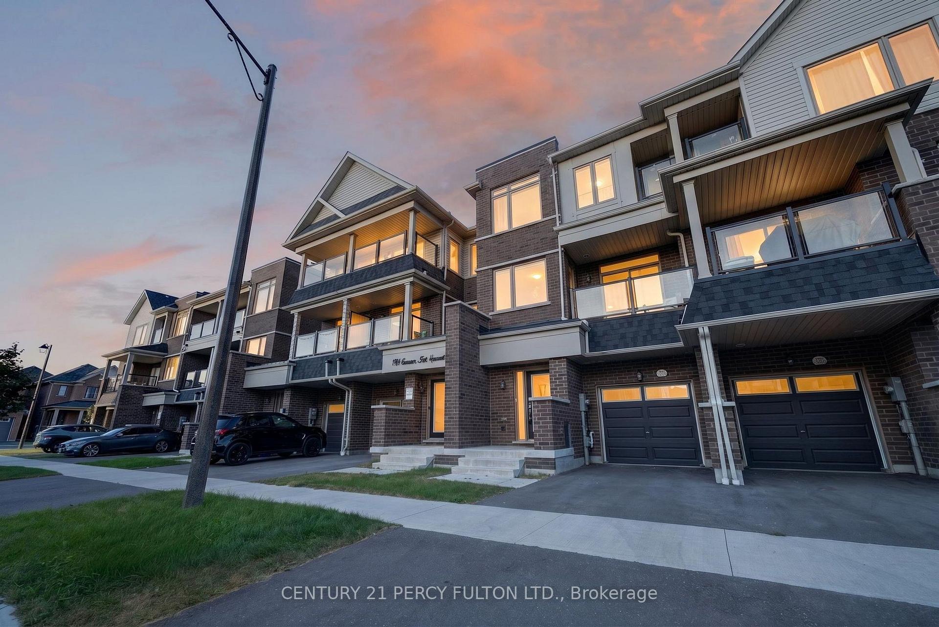 Photo 2 of 1982 Cameron Lott Crescent, Oshawa, Kedron — HOMEH