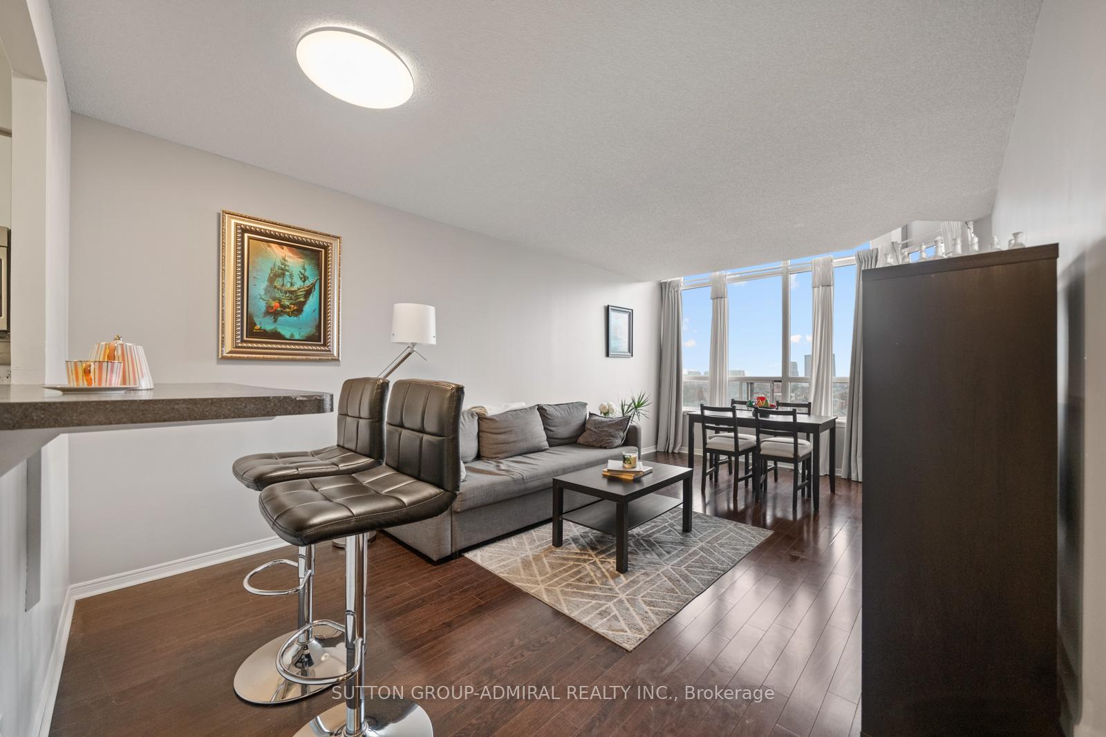 Photo 2 of Unit 1103, 81 Townsgate Drive, Vaughan, Crestwood-Springfarm-Yorkhill — HOMEH