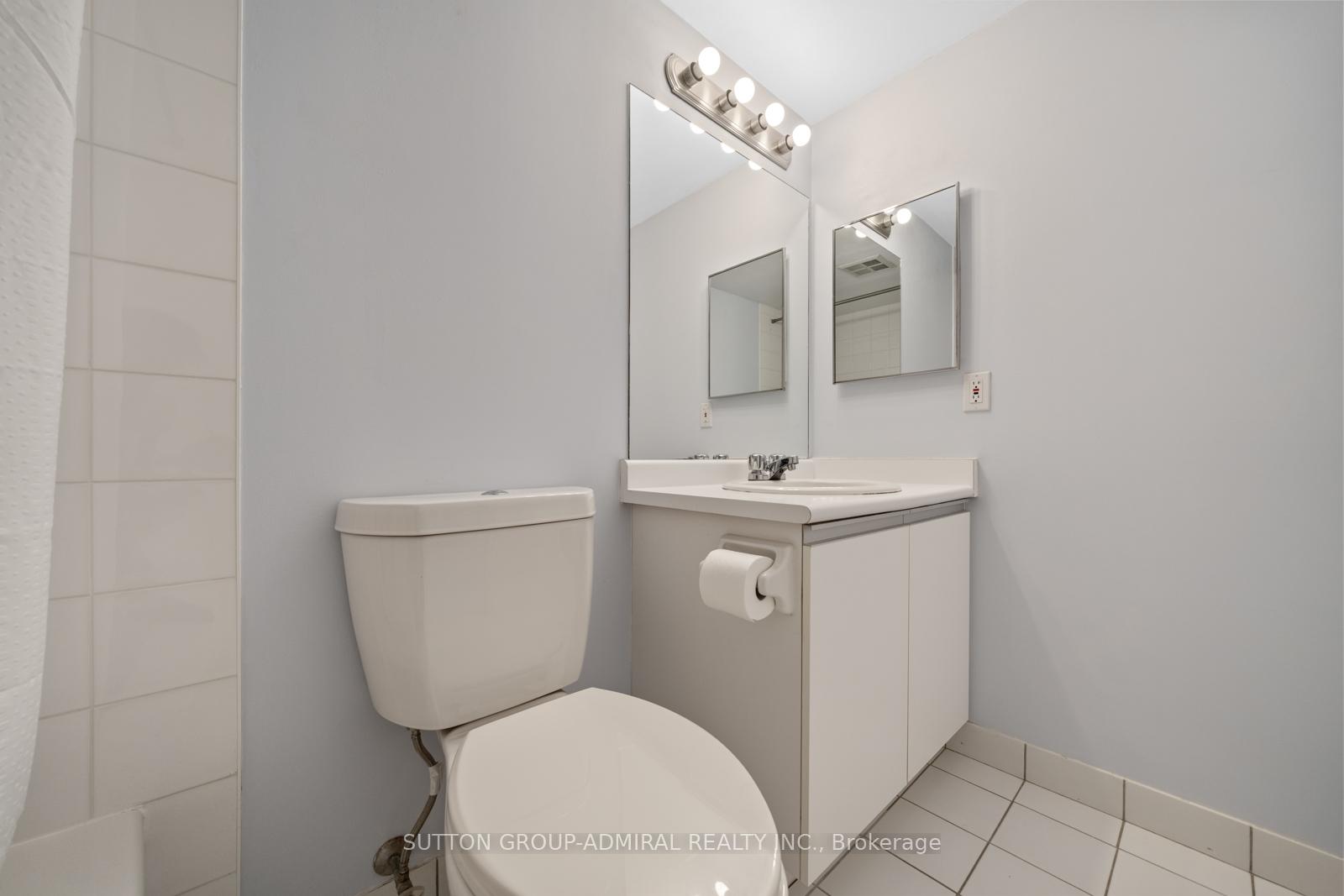Photo 26 of Unit 1103, 81 Townsgate Drive, Vaughan, Crestwood-Springfarm-Yorkhill — HOMEH
