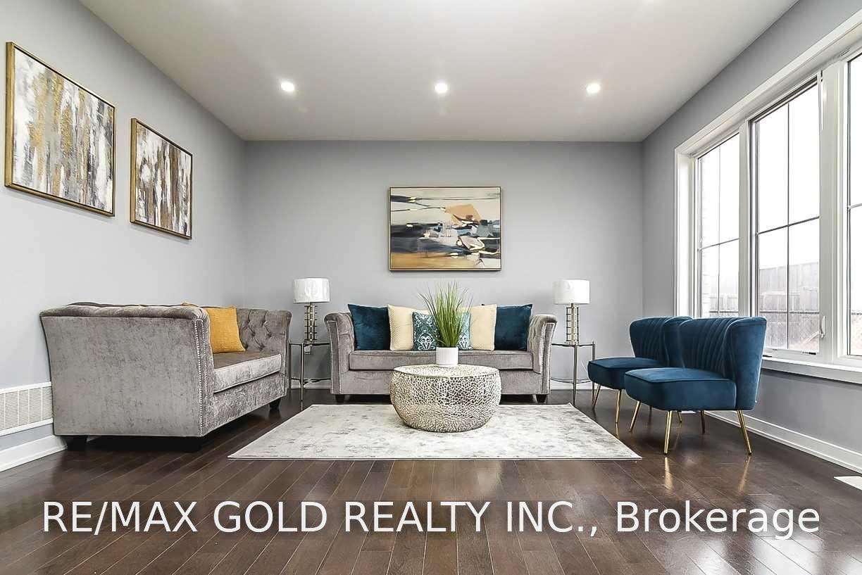 Photo 18 of 206 Crafter Crescent, Hamilton, Stoney Creek Mountain — HOMEH