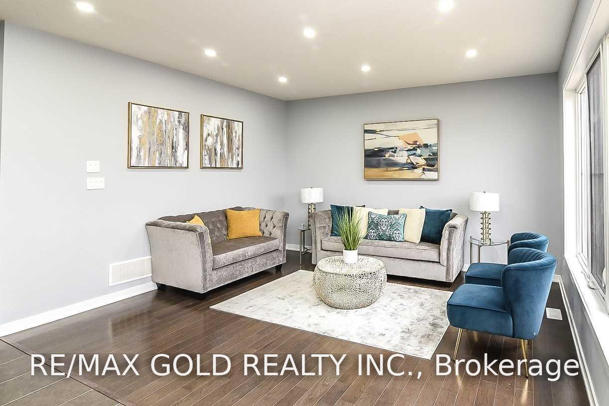 Photo 19 of 206 Crafter Crescent, Hamilton, Stoney Creek Mountain — HOMEH
