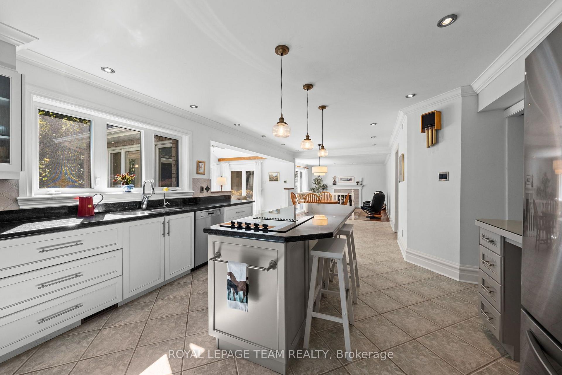 Photo 11 of 1414 Sherruby Way, Ottawa, Kanata - Rural Kanata (Central) — HOMEH