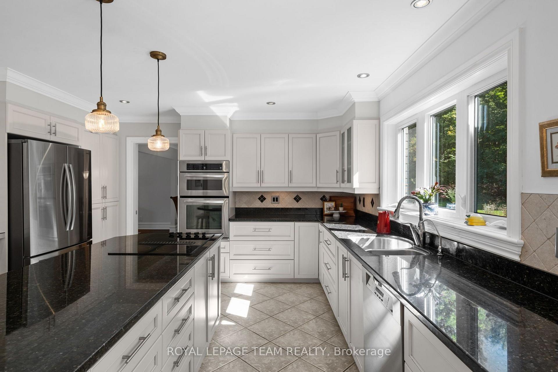 Photo 13 of 1414 Sherruby Way, Ottawa, Kanata - Rural Kanata (Central) — HOMEH