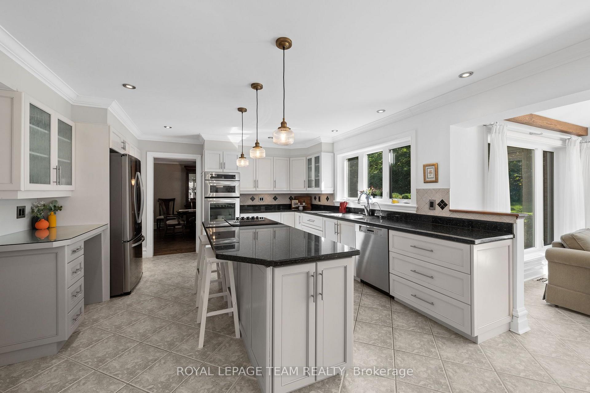 Photo 14 of 1414 Sherruby Way, Ottawa, Kanata - Rural Kanata (Central) — HOMEH