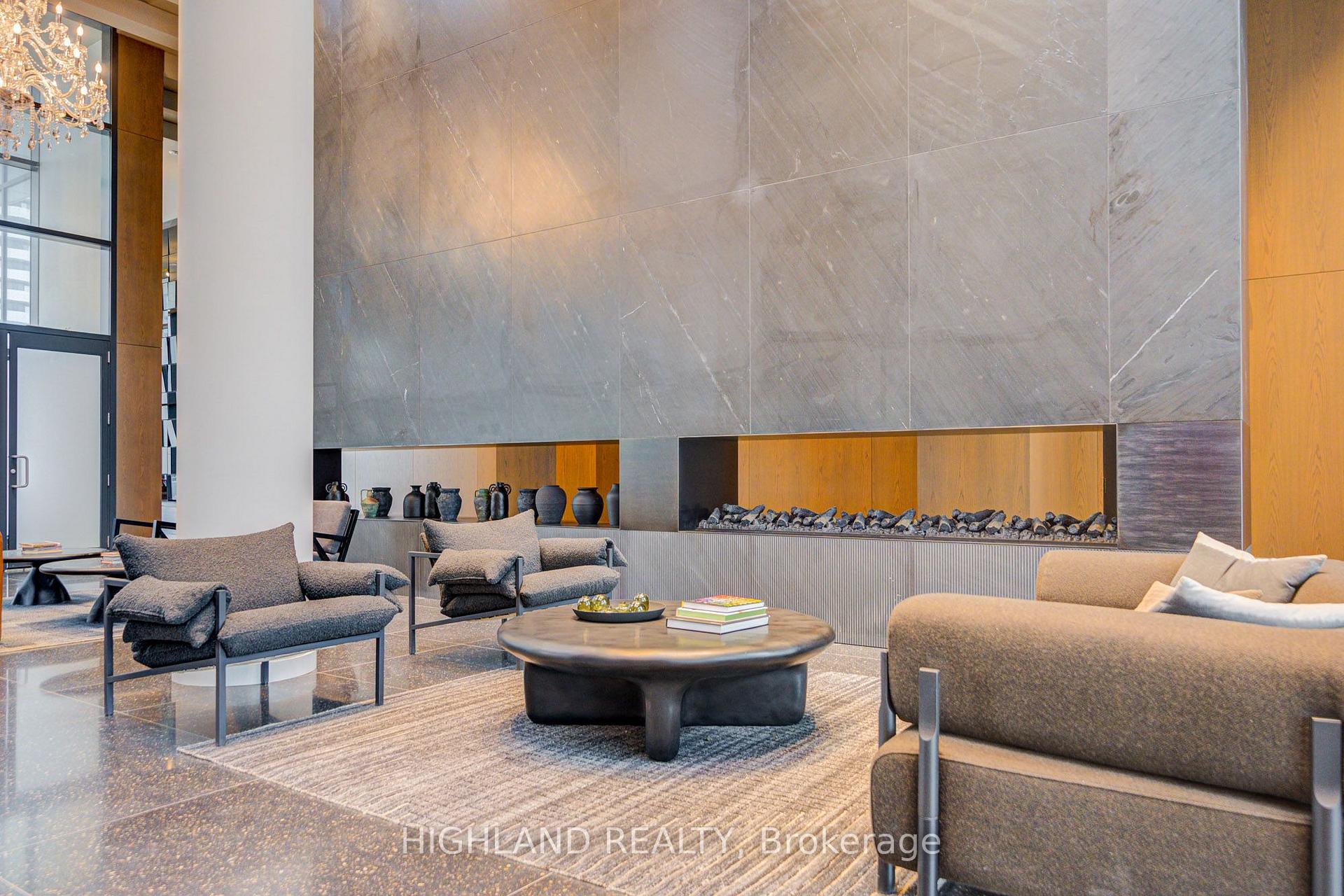 Photo 2 of Unit 2705, 8 Interchange Way, Vaughan, Vaughan Corporate Centre — HOMEH