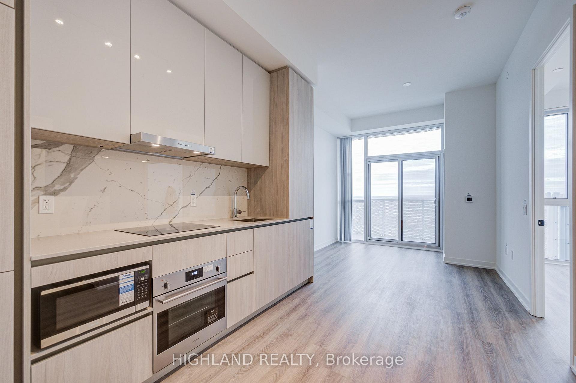 Photo 7 of Unit 2705, 8 Interchange Way, Vaughan, Vaughan Corporate Centre — HOMEH