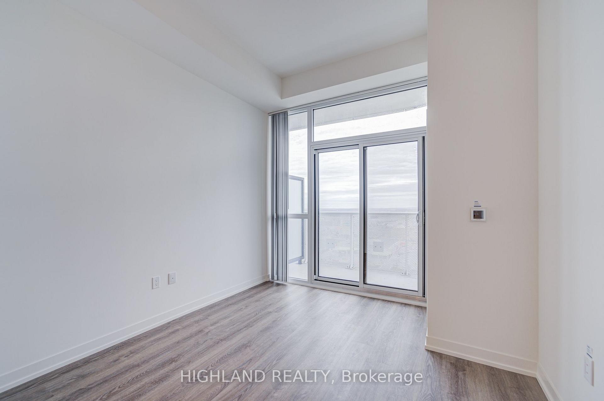 Photo 9 of Unit 2705, 8 Interchange Way, Vaughan, Vaughan Corporate Centre — HOMEH