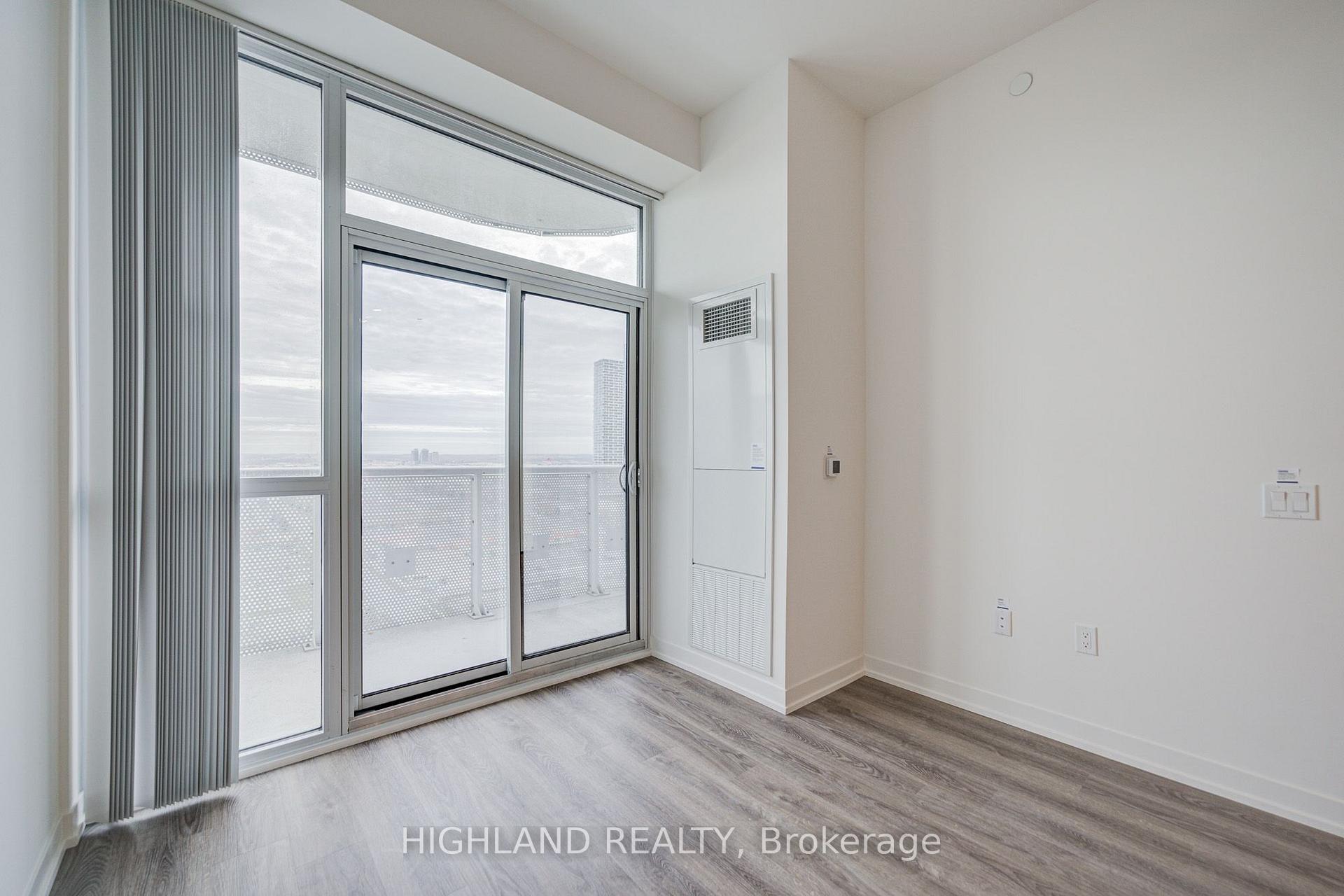 Photo 10 of Unit 2705, 8 Interchange Way, Vaughan, Vaughan Corporate Centre — HOMEH