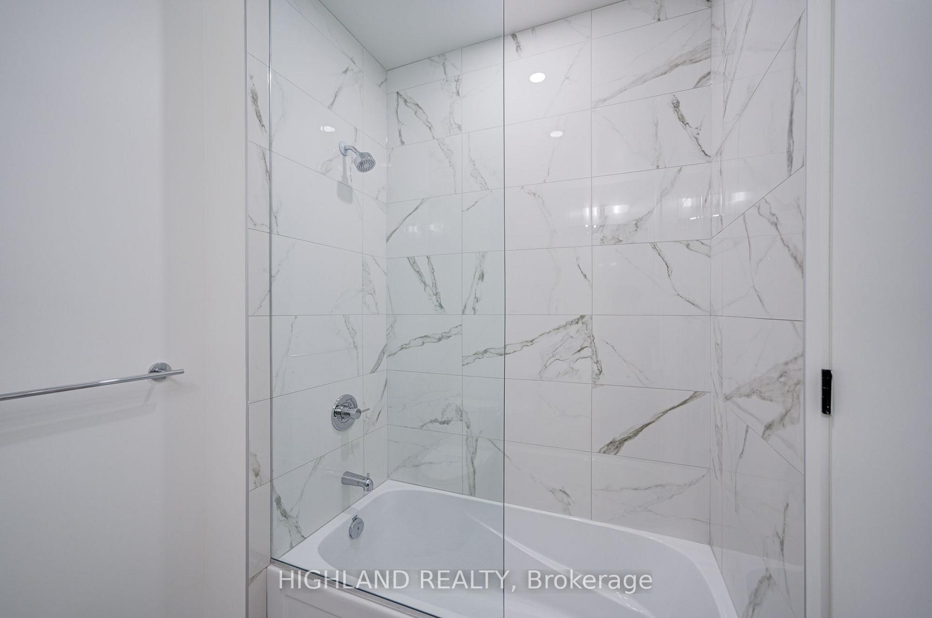 Photo 14 of Unit 2705, 8 Interchange Way, Vaughan, Vaughan Corporate Centre — HOMEH