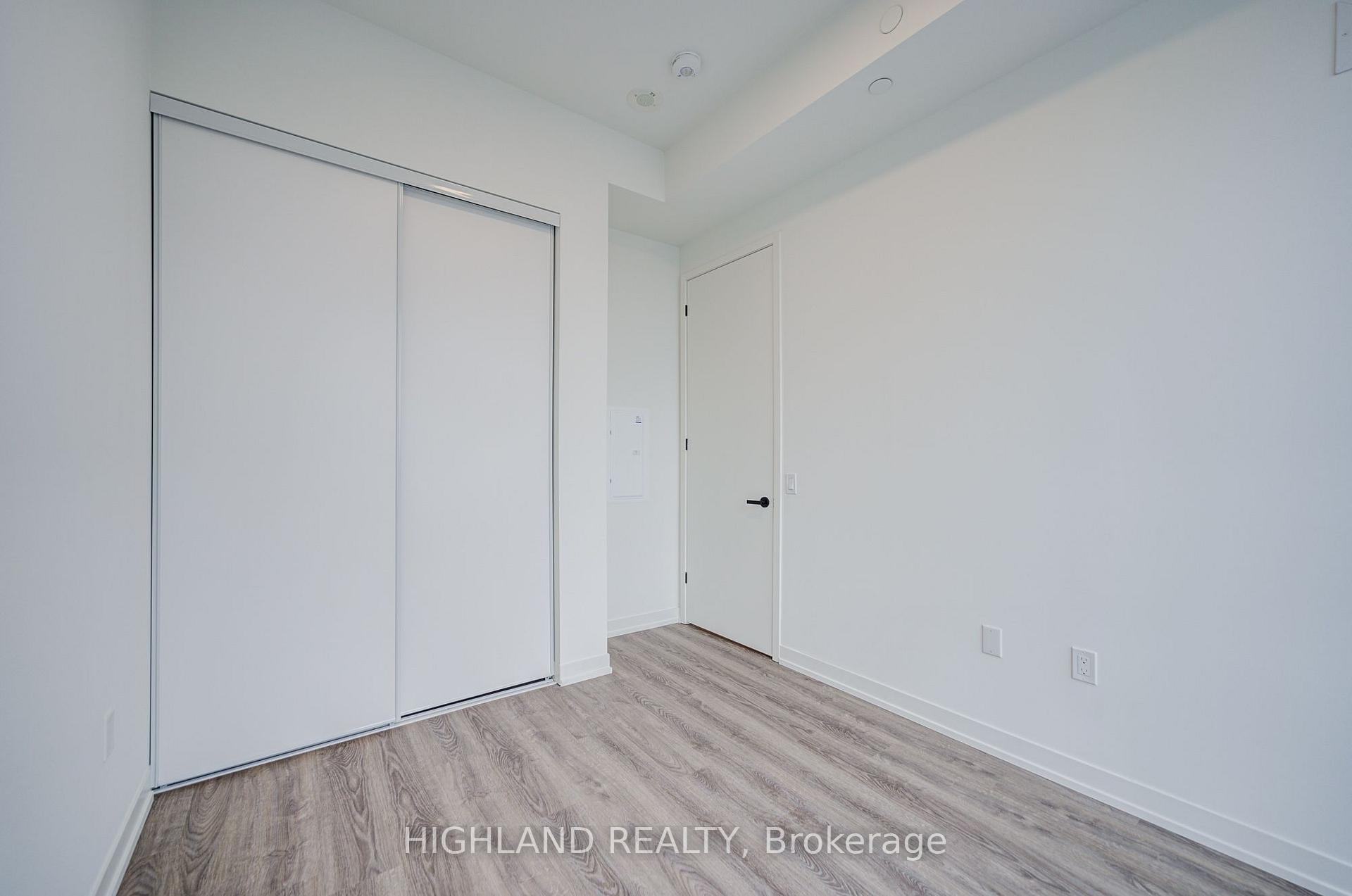 Photo 16 of Unit 2705, 8 Interchange Way, Vaughan, Vaughan Corporate Centre — HOMEH