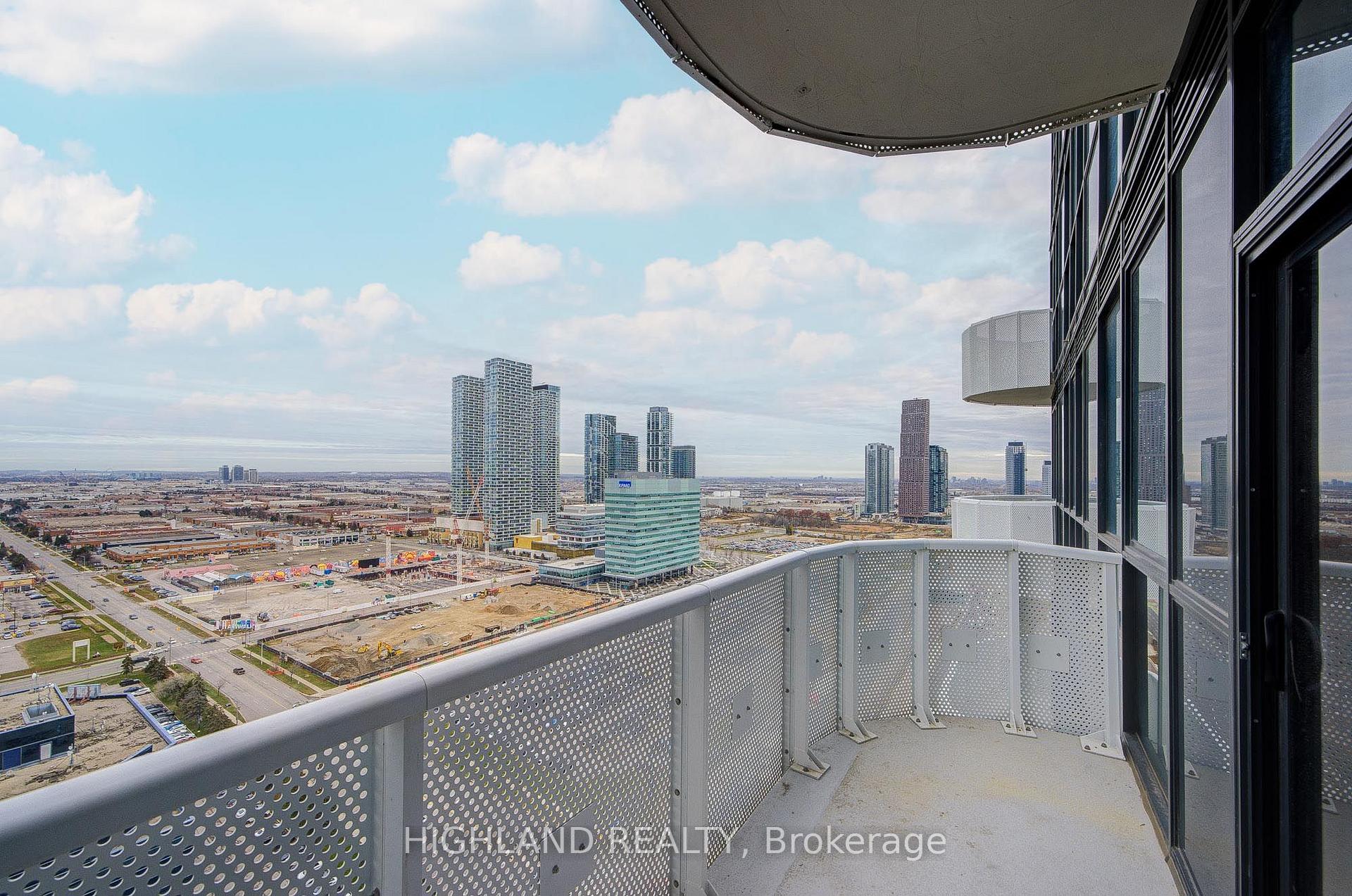 Photo 18 of Unit 2705, 8 Interchange Way, Vaughan, Vaughan Corporate Centre — HOMEH