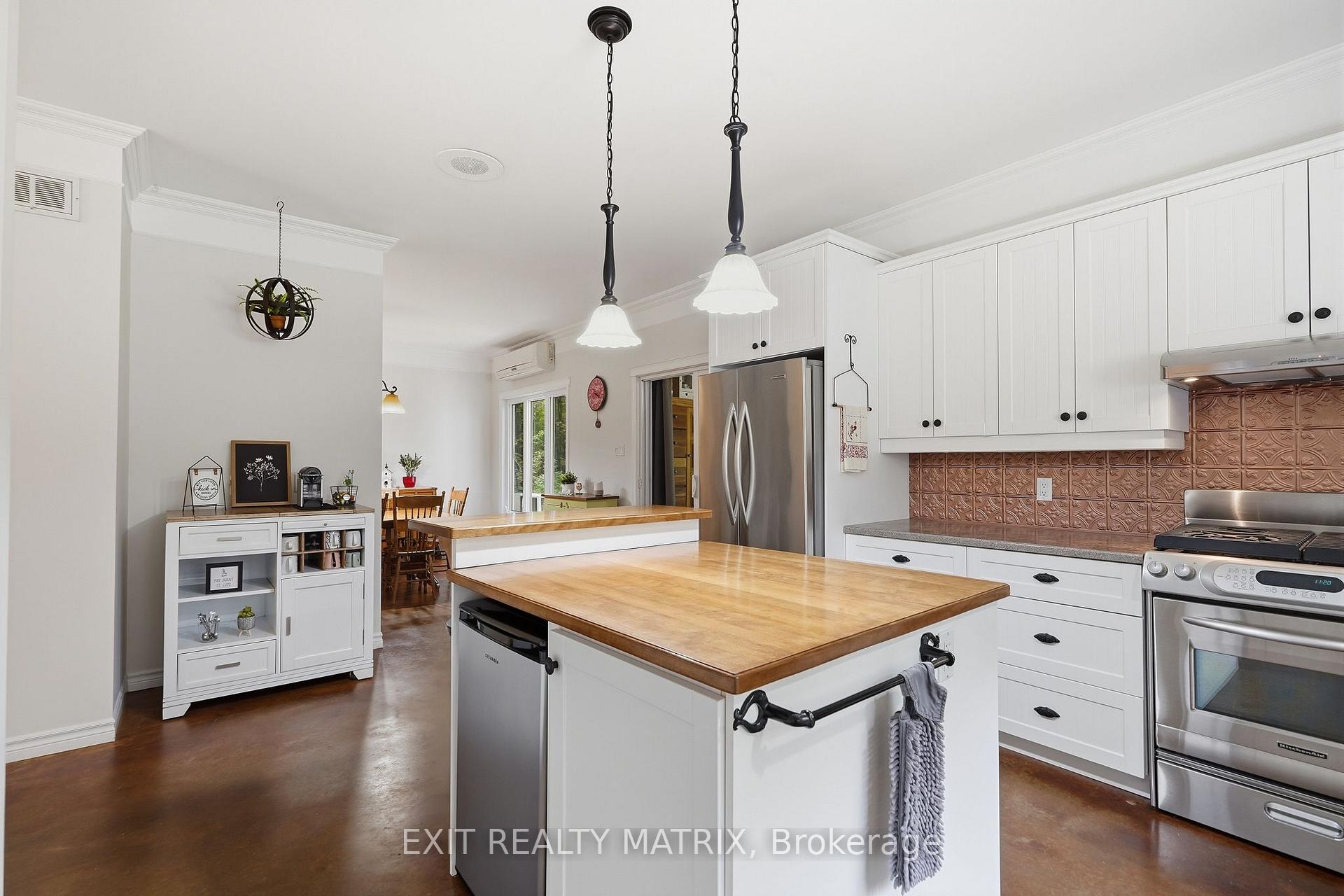 Photo 11 of 1146 Aberdeen Road, Champlain, Champlain Twp — HOMEH