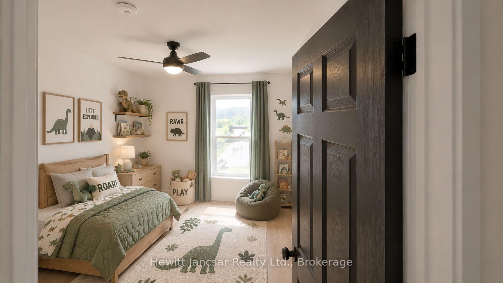 Photo 4 of Unit 3, 379 Main Street, Woodstock, Woodstock - South — HOMEH