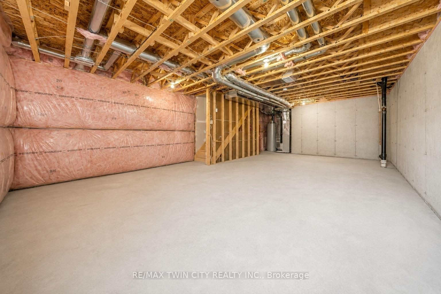 Photo 30 of 13 Pony Way, Kitchener, Huron Park — HOMEH