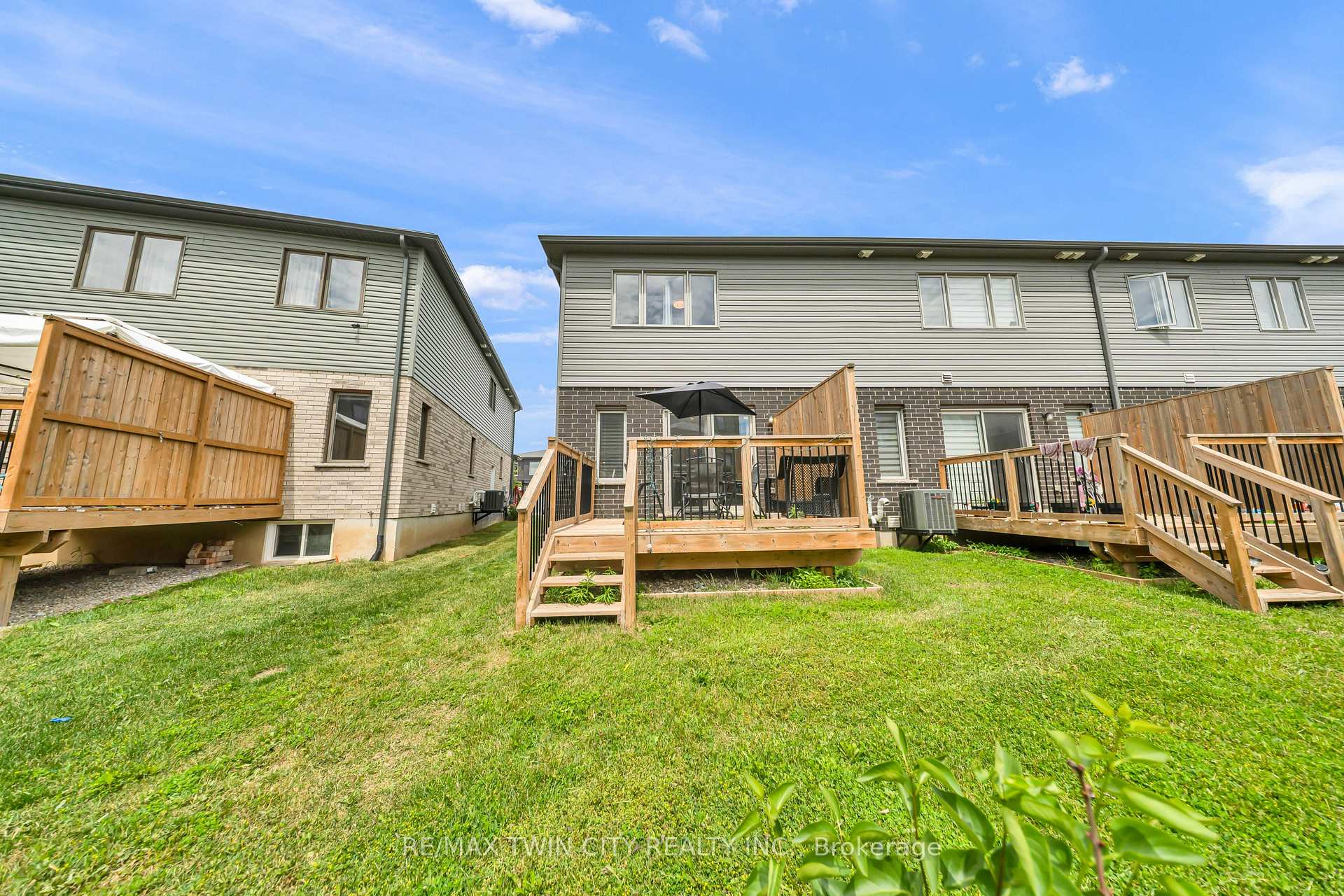 Photo 34 of 13 Pony Way, Kitchener, Huron Park — HOMEH