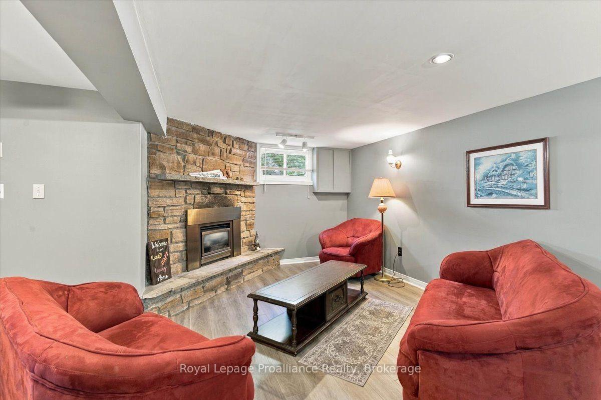 Photo 29 of 91 Chatterton Valley Crescent, Quinte West, Sidney Ward — HOMEH