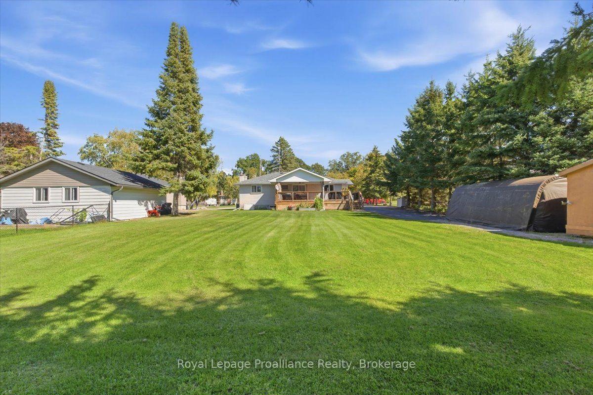 Photo 34 of 91 Chatterton Valley Crescent, Quinte West, Sidney Ward — HOMEH