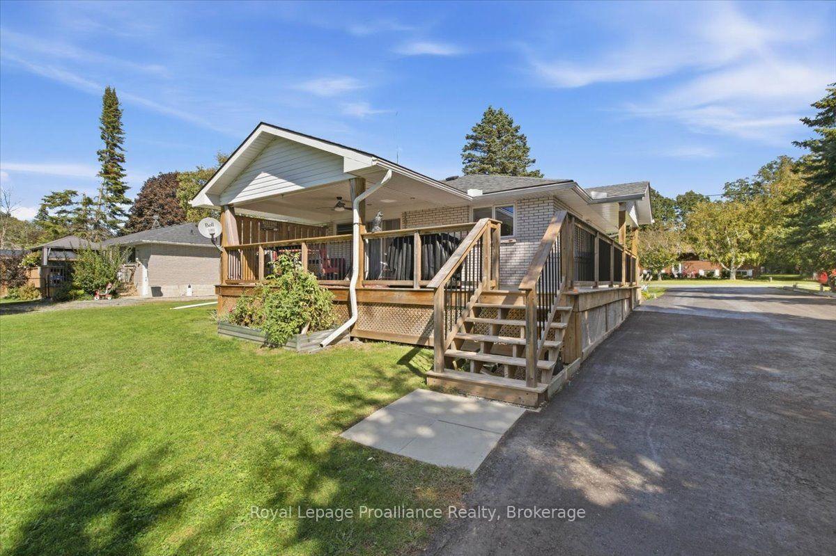 Photo 37 of 91 Chatterton Valley Crescent, Quinte West, Sidney Ward — HOMEH