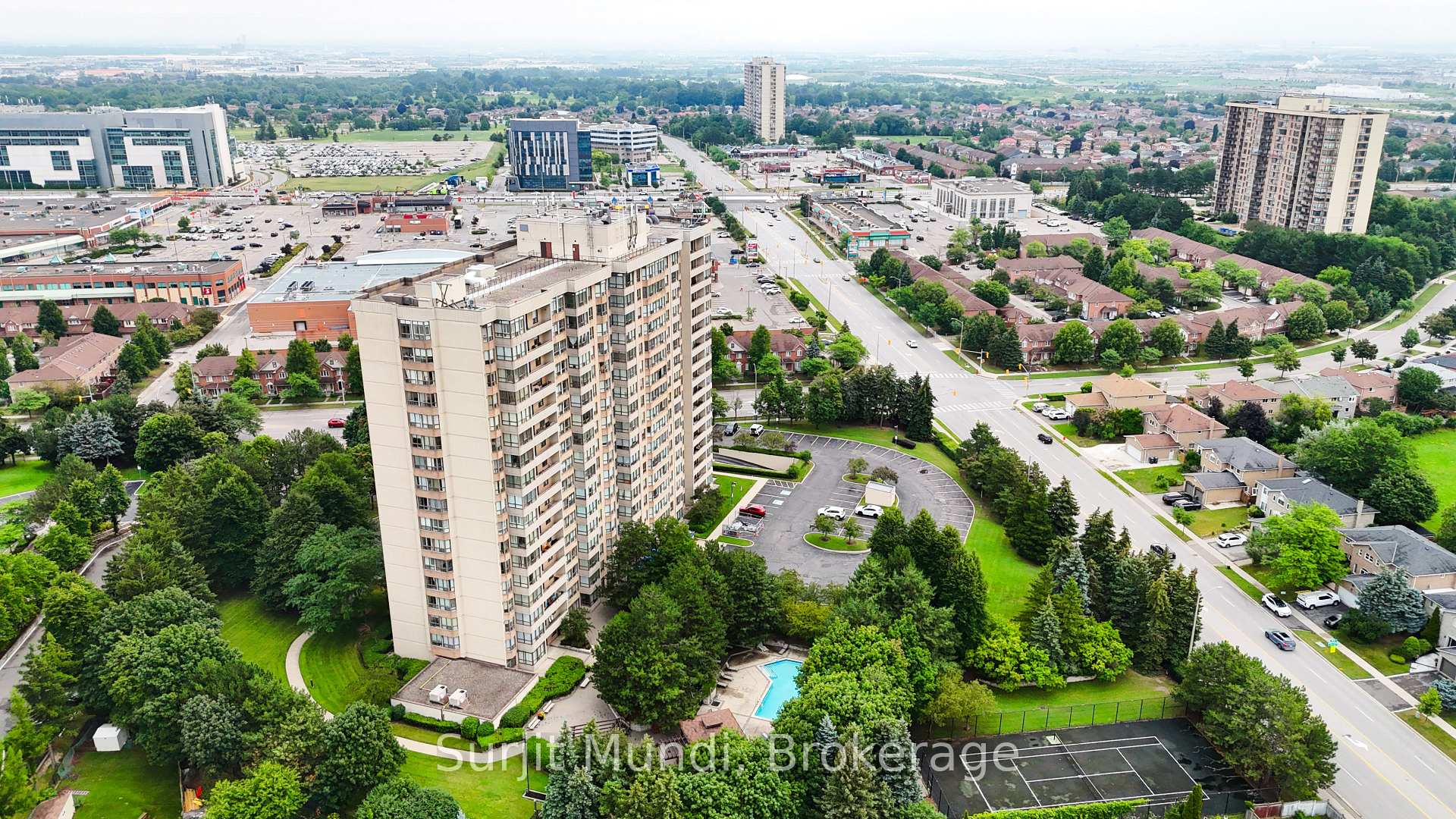 Photo of Unit 1501, 10 Malta Avenue