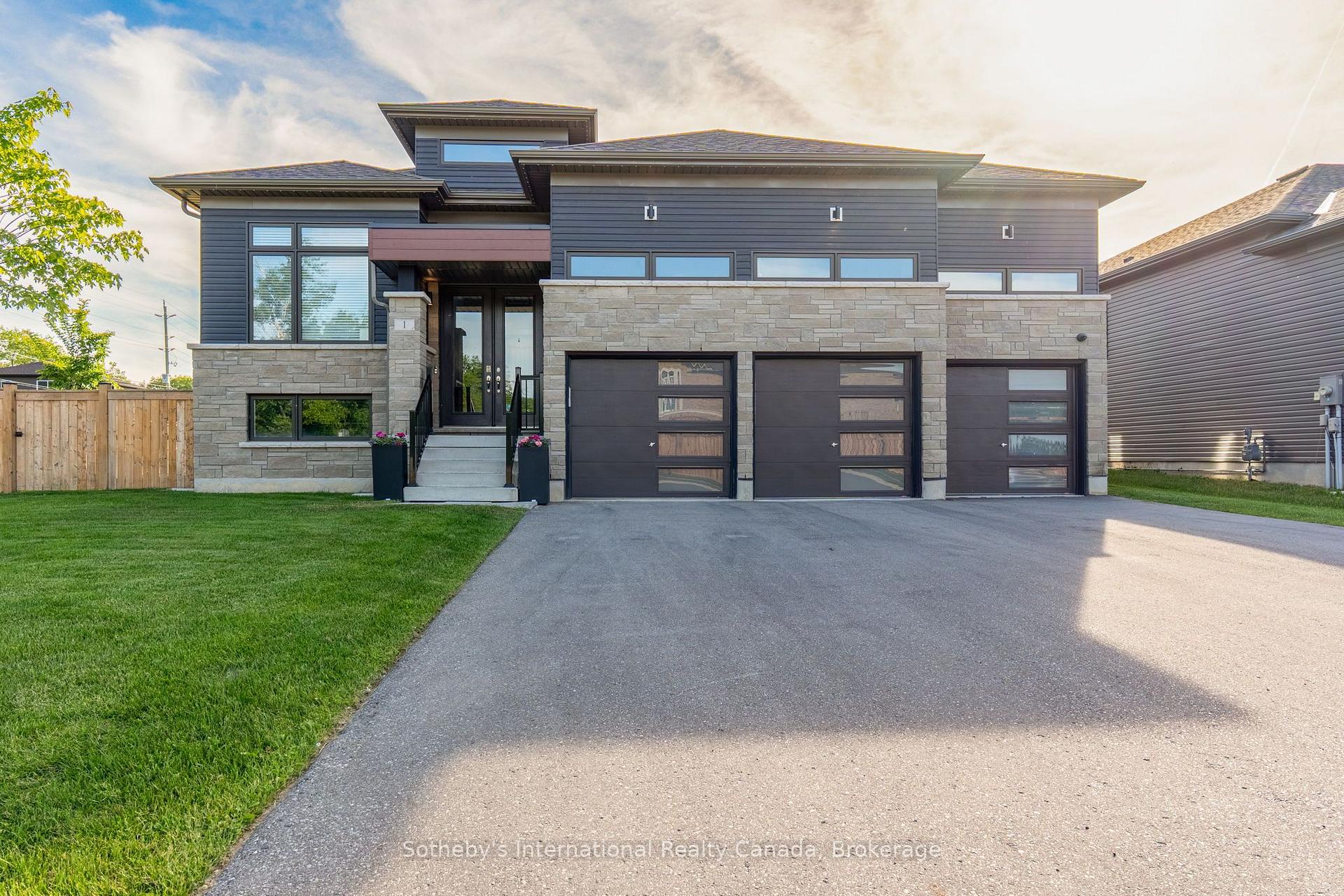 Photo 1 of 1 Chiara Drive, Wasaga Beach — HOMEH