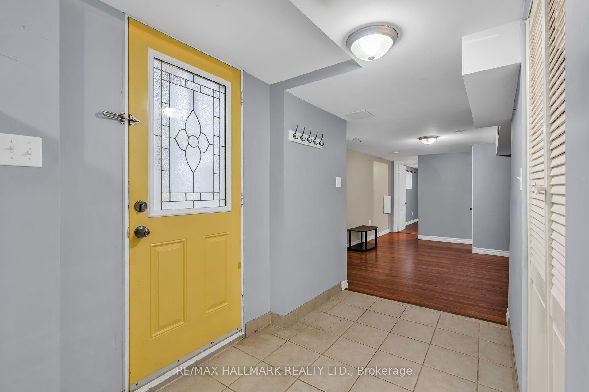 Photo 5 of 65 Kirknewton Road, Toronto, Caledonia-Fairbank — HOMEH