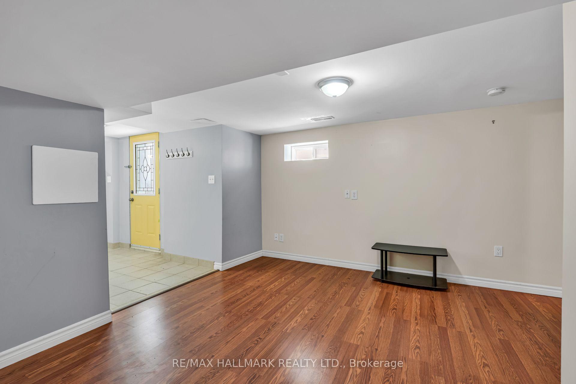 Photo 11 of 65 Kirknewton Road, Toronto, Caledonia-Fairbank — HOMEH