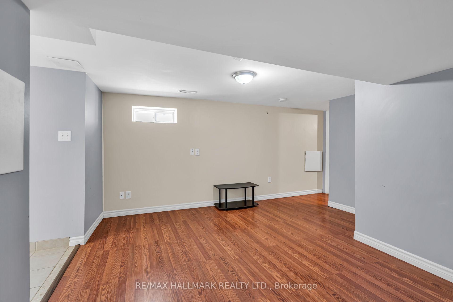 Photo 12 of 65 Kirknewton Road, Toronto, Caledonia-Fairbank — HOMEH