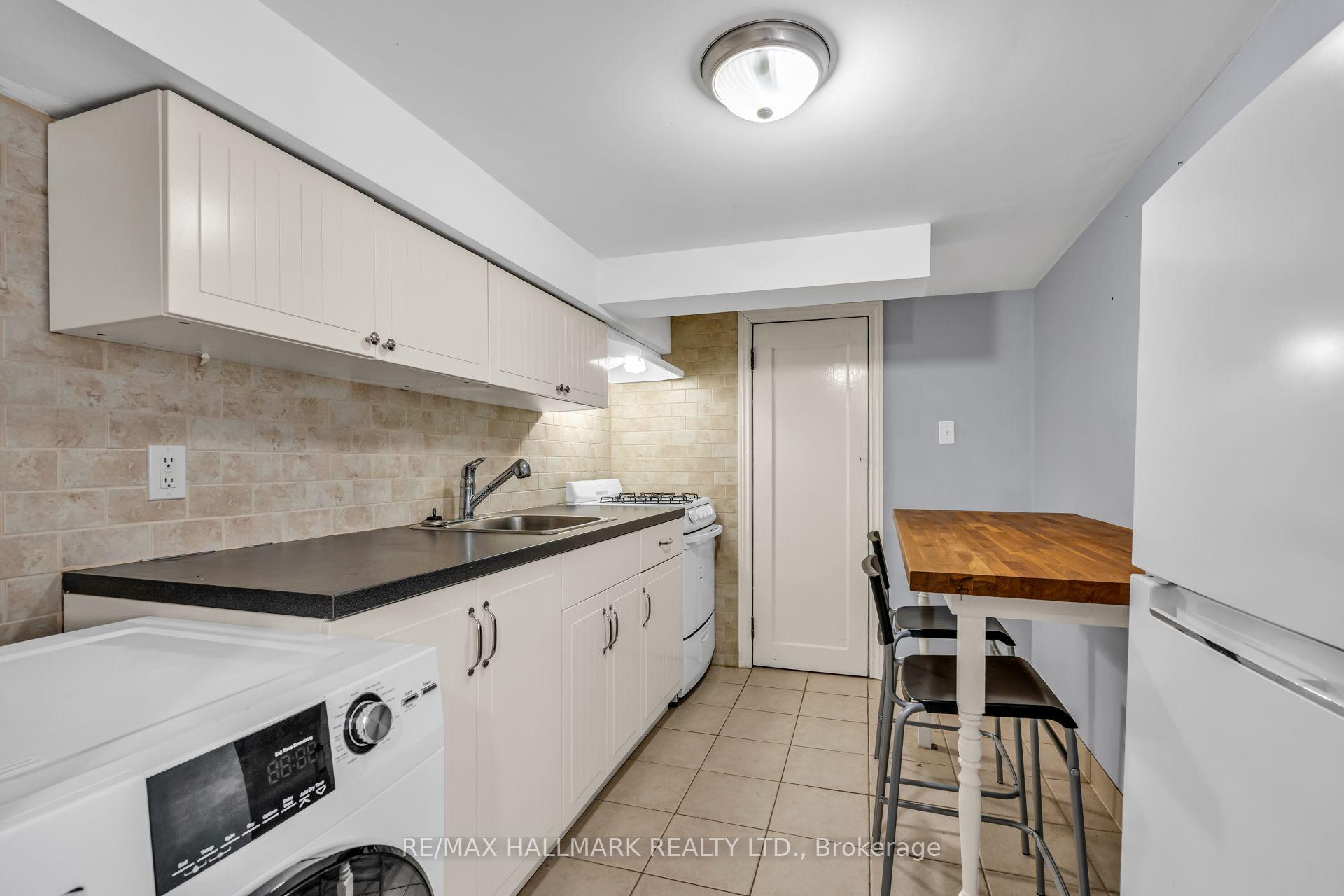 Photo 15 of 65 Kirknewton Road, Toronto, Caledonia-Fairbank — HOMEH