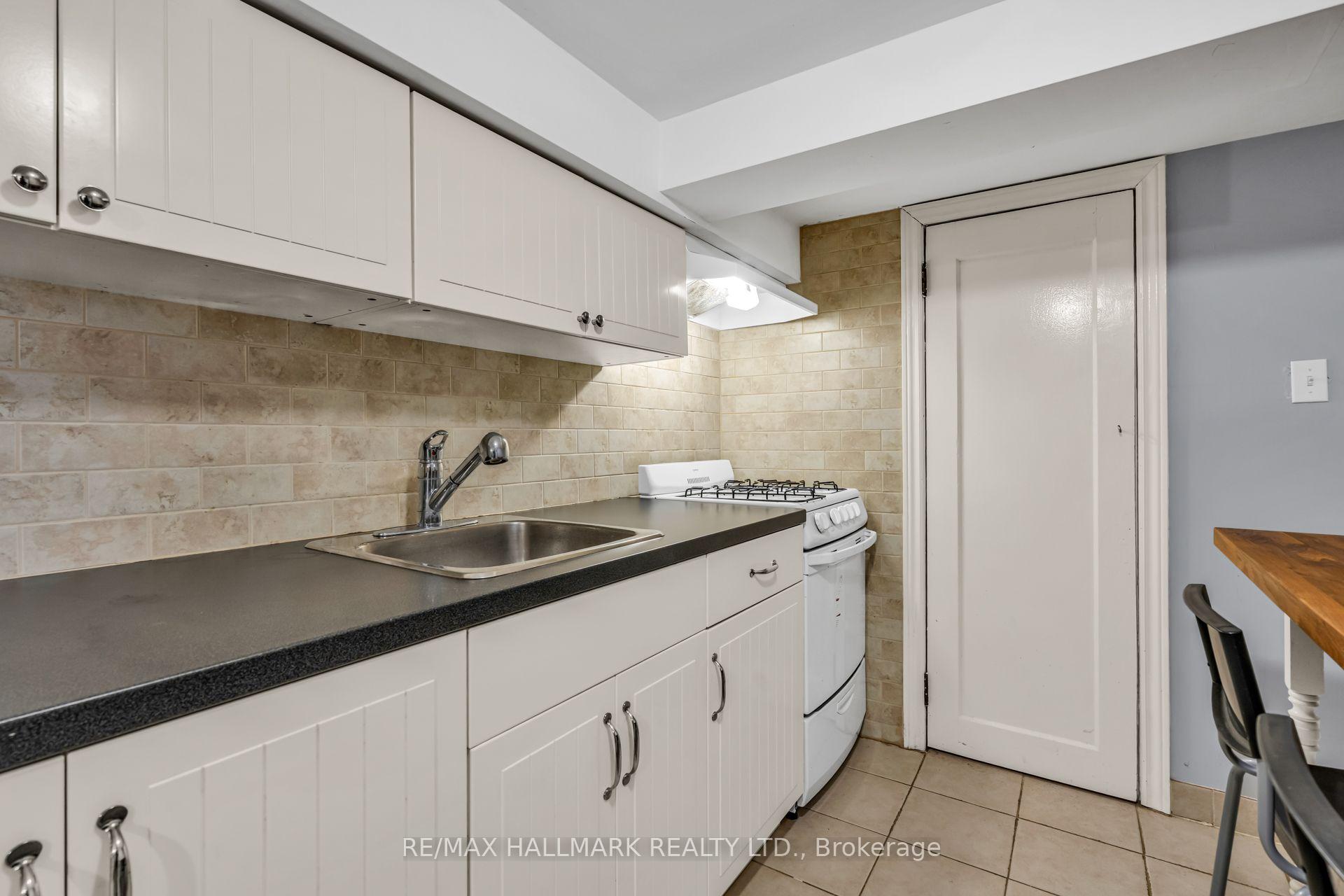 Photo 17 of 65 Kirknewton Road, Toronto, Caledonia-Fairbank — HOMEH
