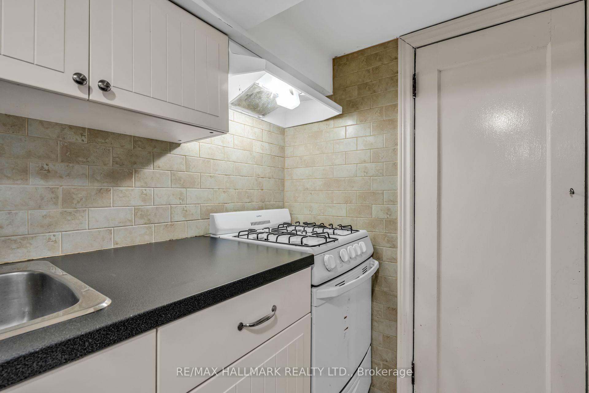 Photo 19 of 65 Kirknewton Road, Toronto, Caledonia-Fairbank — HOMEH