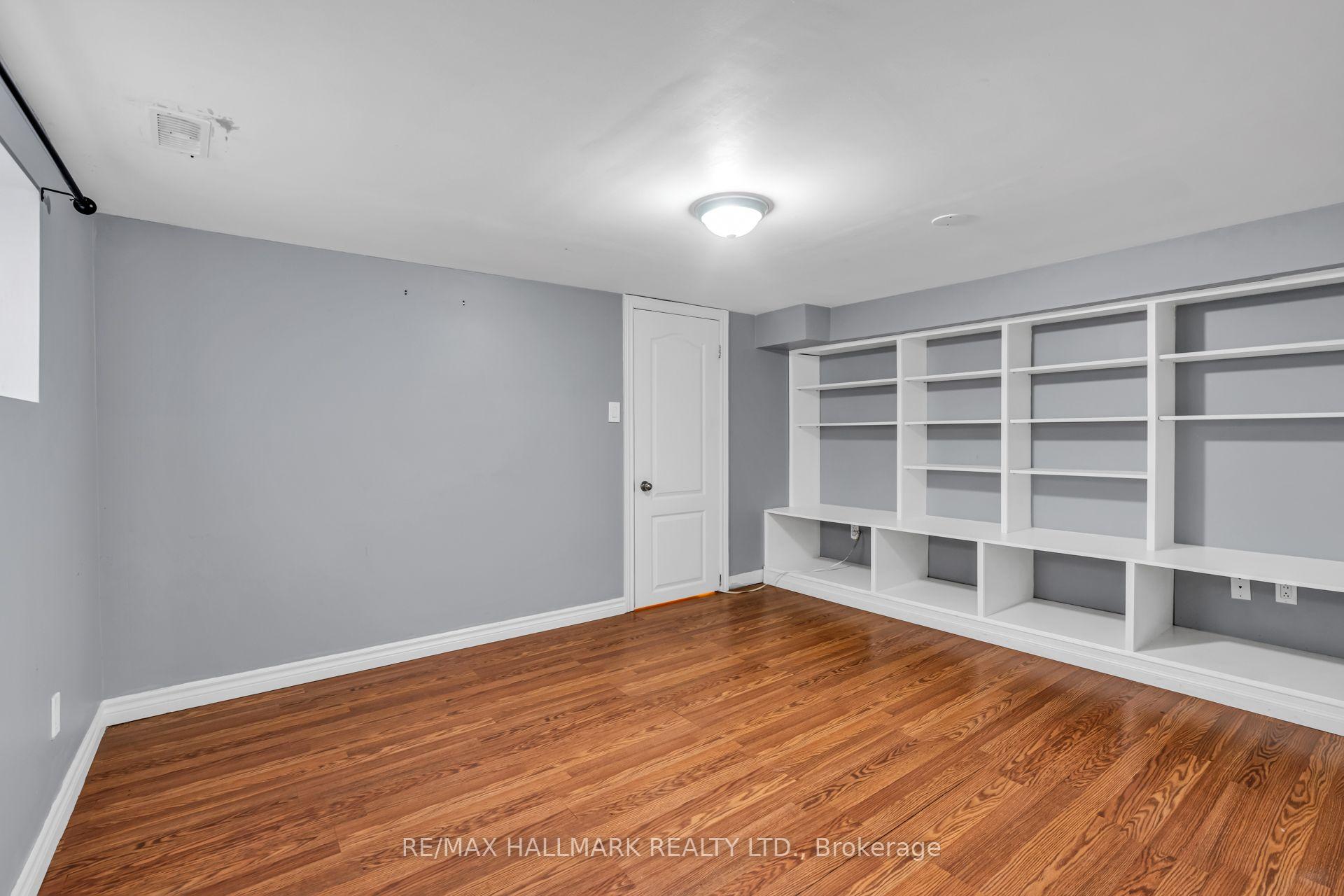Photo 23 of 65 Kirknewton Road, Toronto, Caledonia-Fairbank — HOMEH