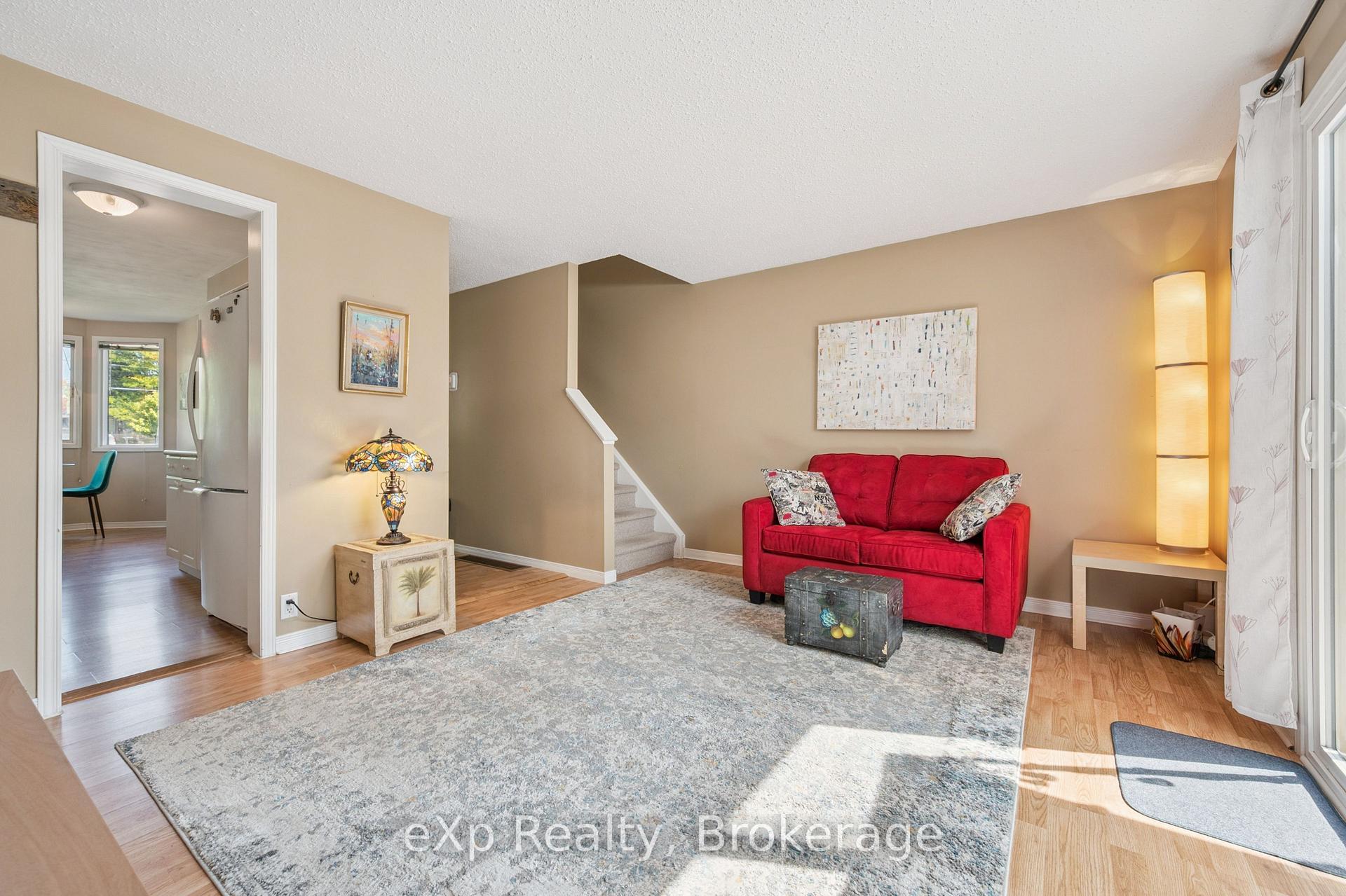 Photo 8 of Unit 44, 40 Silvercreek Parkway N, Guelph, Junction/Onward Willow — HOMEH