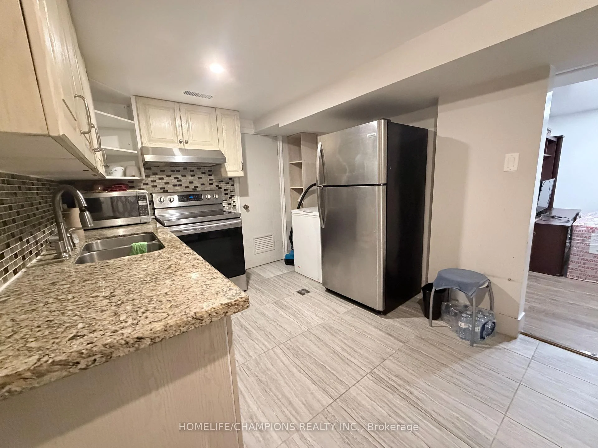 Photo of 978 Warden Avenue
