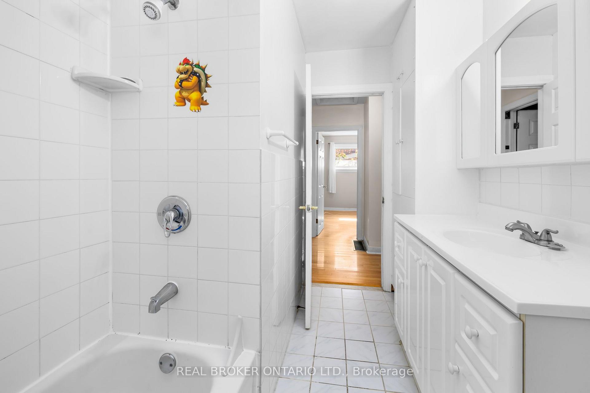 Photo 23 of 5261 Mclean Crescent, Ottawa, Manotick Long Island & Nicholls Island — HOMEH