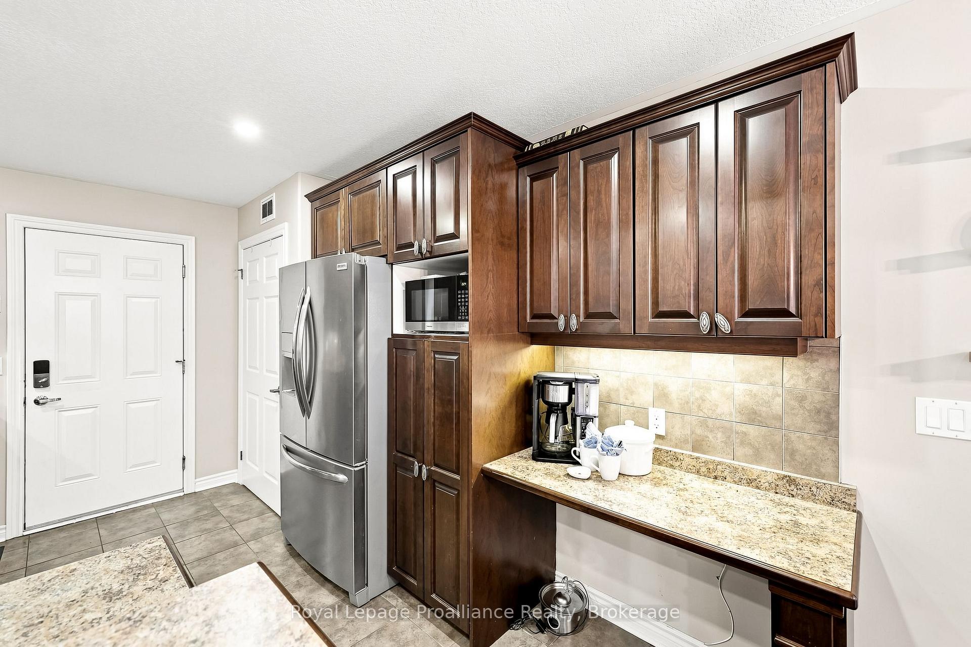 Photo 12 of 39 Lakewood Crescent, Quinte West, Murray Ward — HOMEH