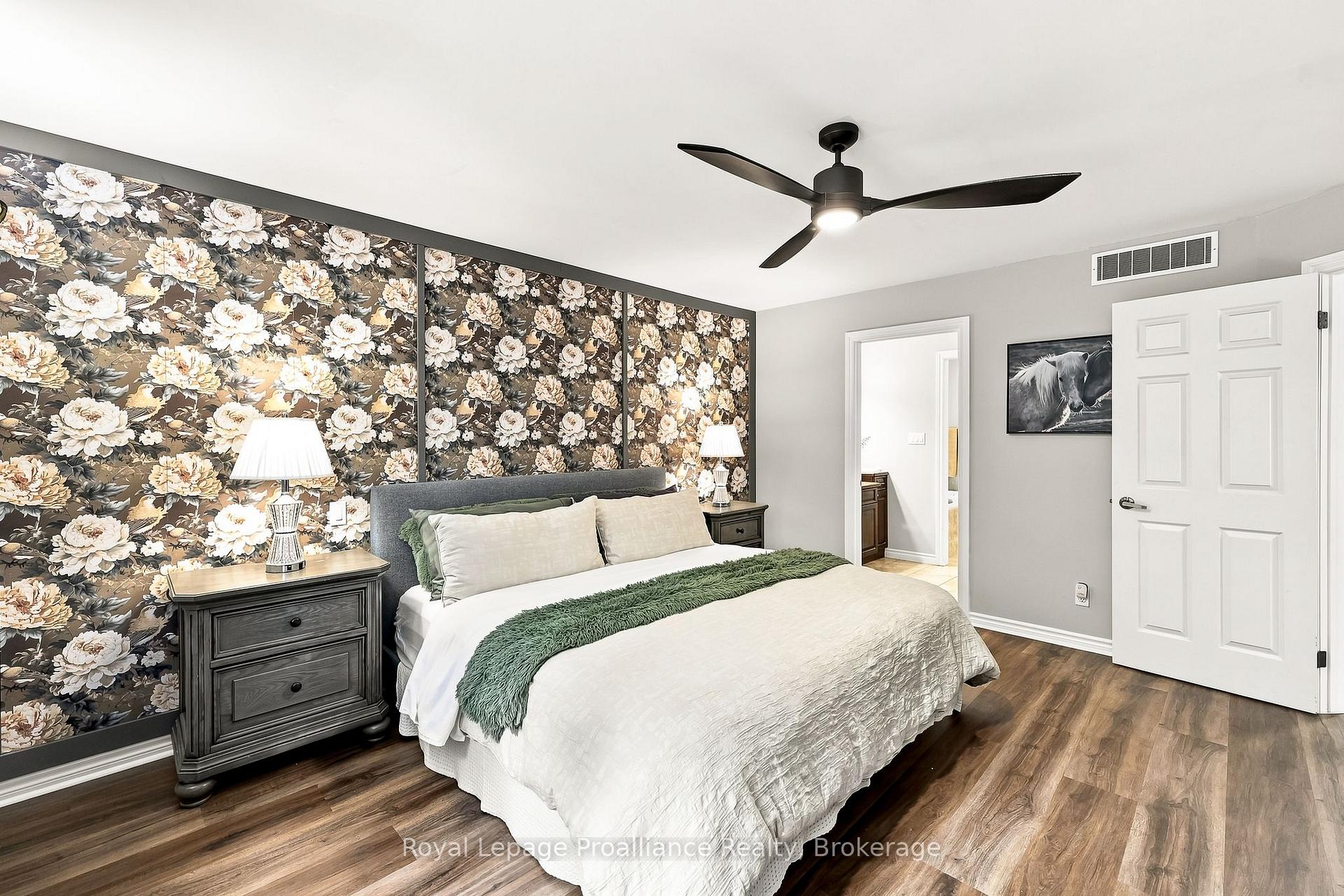 Photo 23 of 39 Lakewood Crescent, Quinte West, Murray Ward — HOMEH