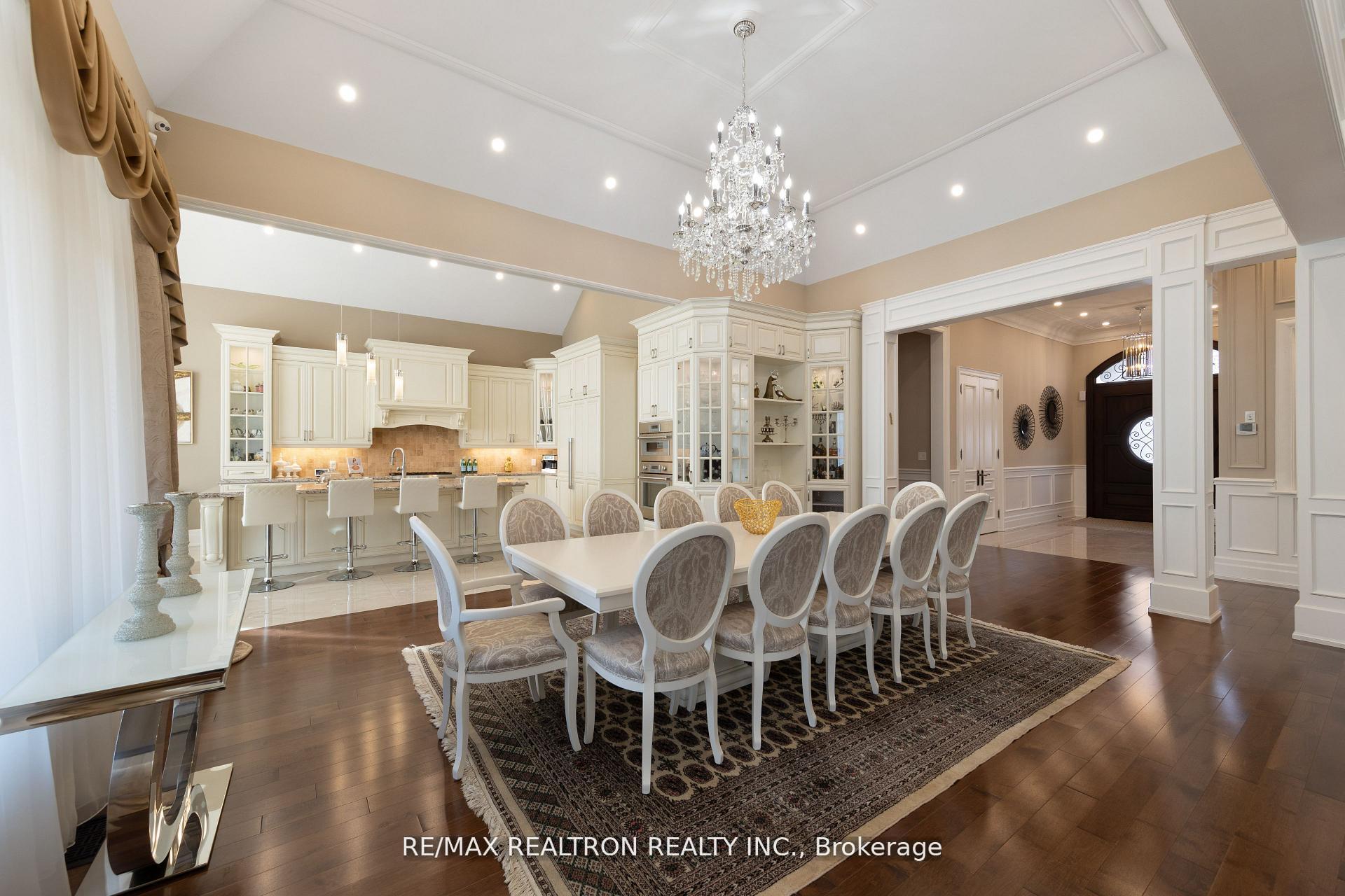 Photo 12 of 223 Crestwood Road, Vaughan, Crestwood-Springfarm-Yorkhill — HOMEH