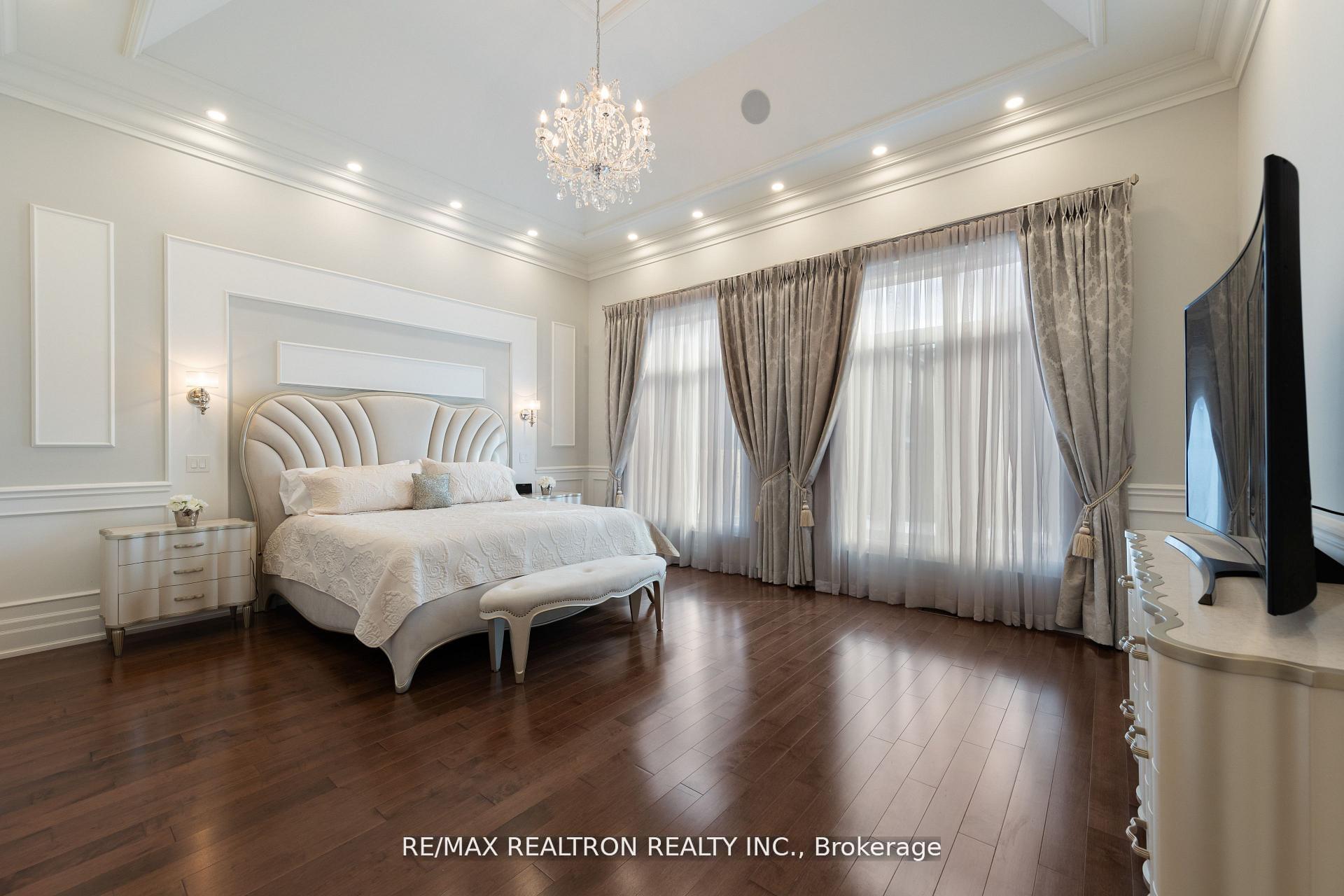 Photo 19 of 223 Crestwood Road, Vaughan, Crestwood-Springfarm-Yorkhill — HOMEH