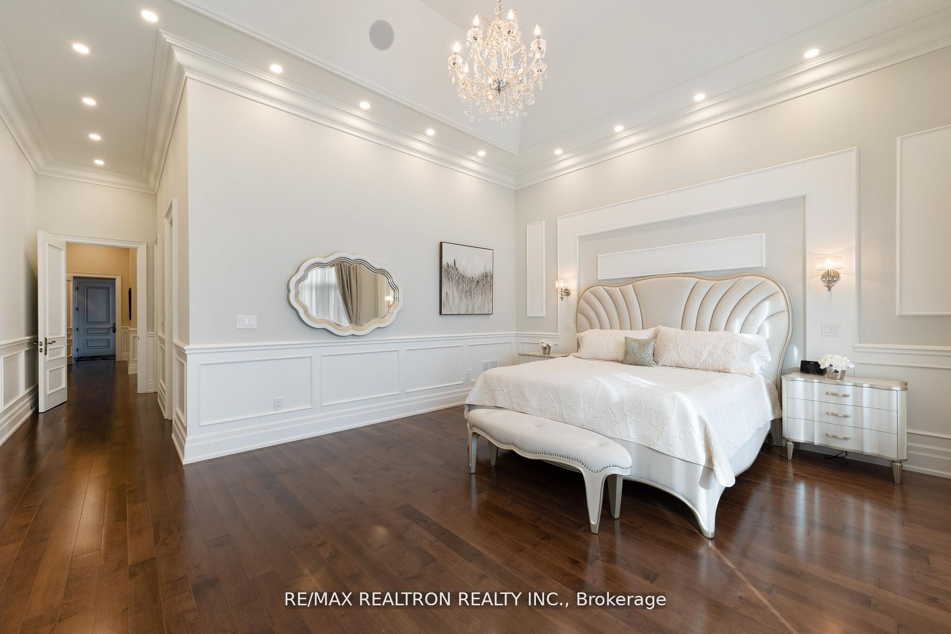 Photo 20 of 223 Crestwood Road, Vaughan, Crestwood-Springfarm-Yorkhill — HOMEH