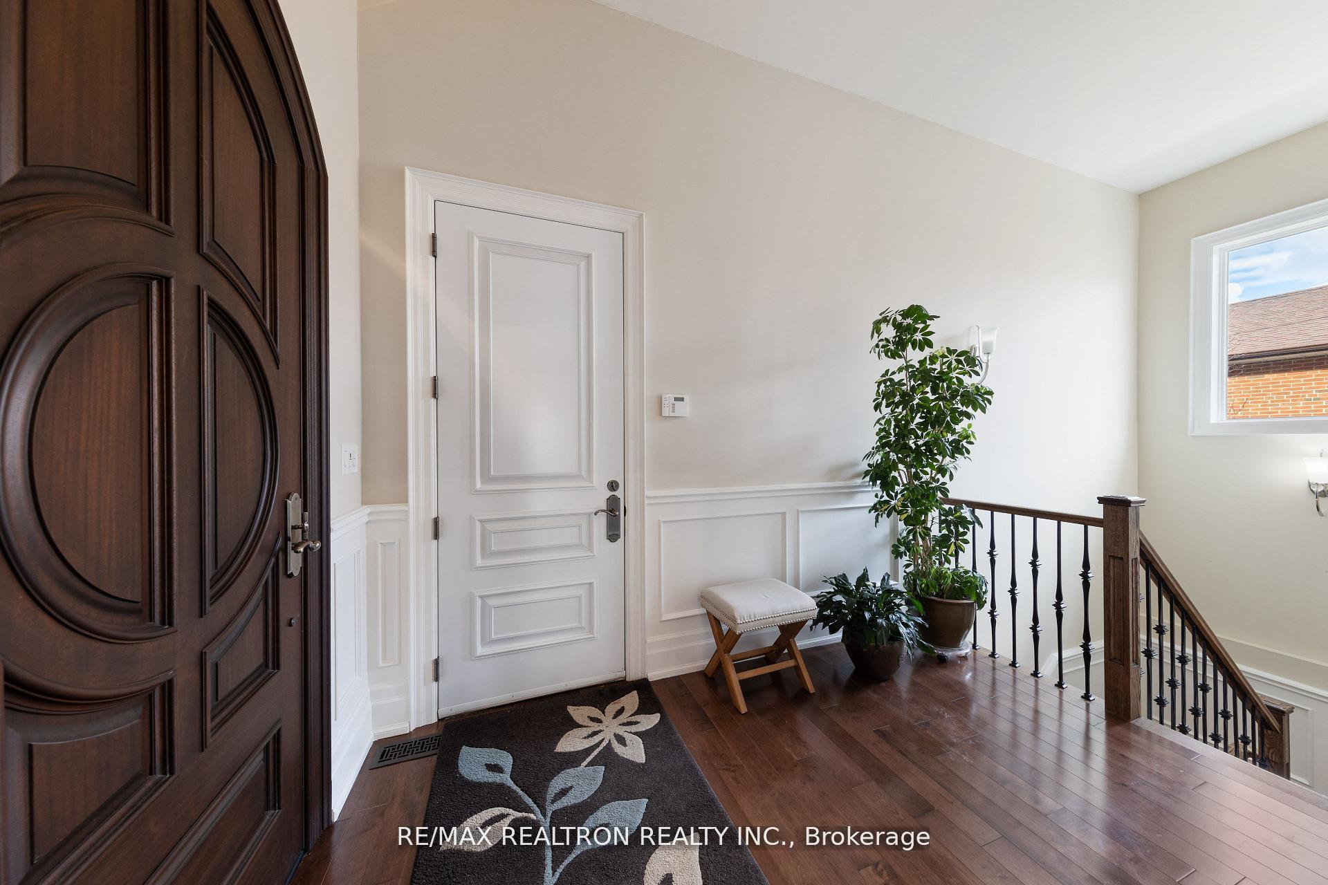 Photo 26 of 223 Crestwood Road, Vaughan, Crestwood-Springfarm-Yorkhill — HOMEH