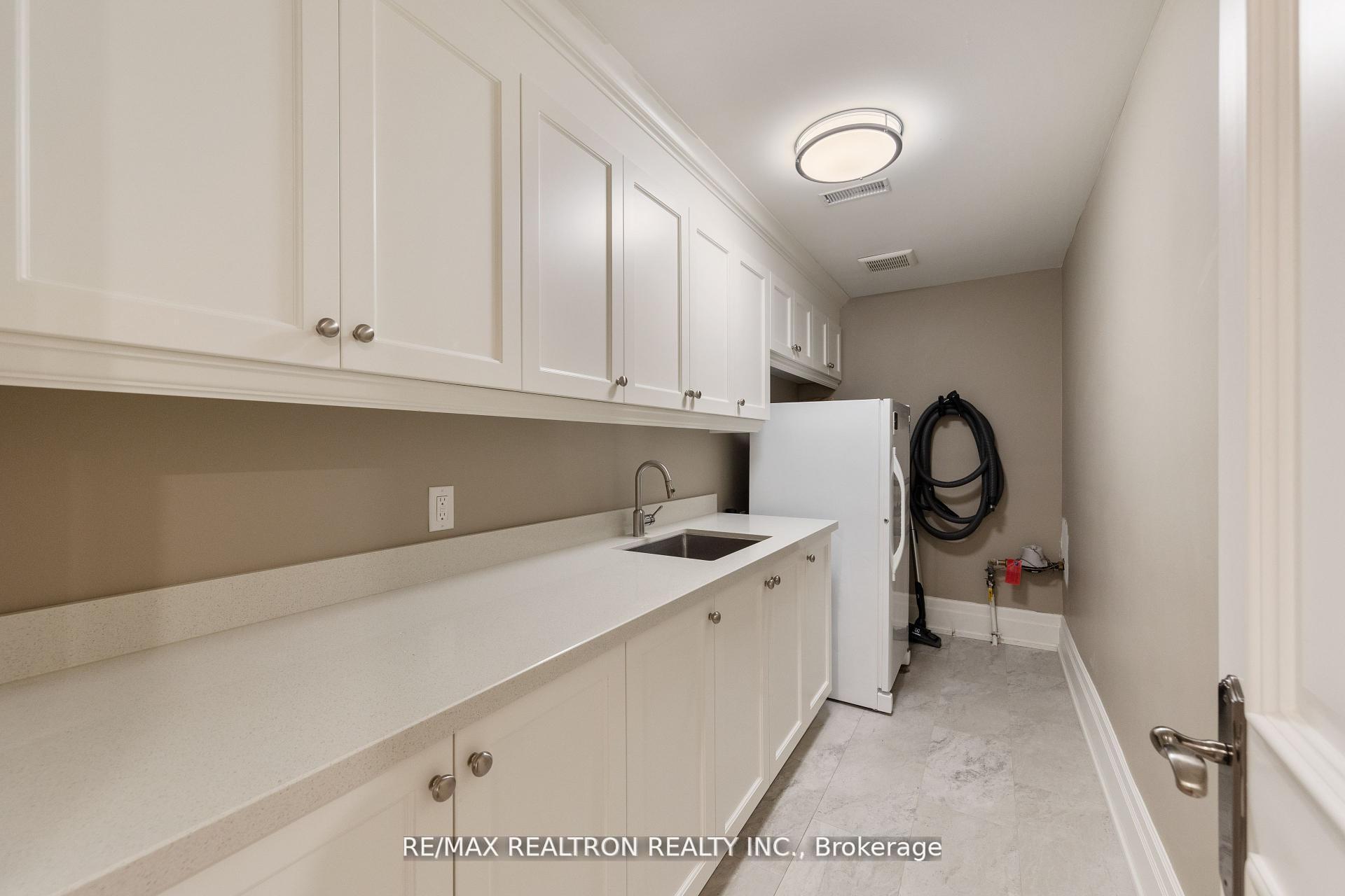 Photo 39 of 223 Crestwood Road, Vaughan, Crestwood-Springfarm-Yorkhill — HOMEH