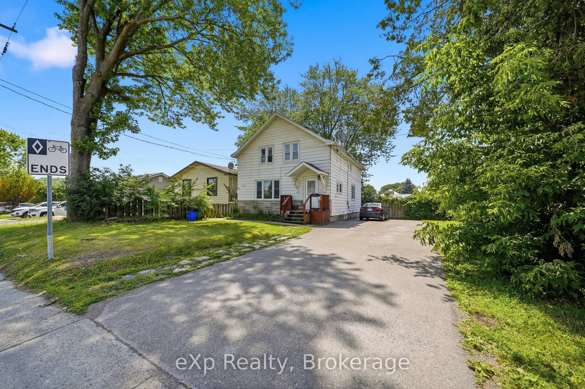Photo 3 of 326 Sidney Street, Quinte West, Trenton Ward — HOMEH