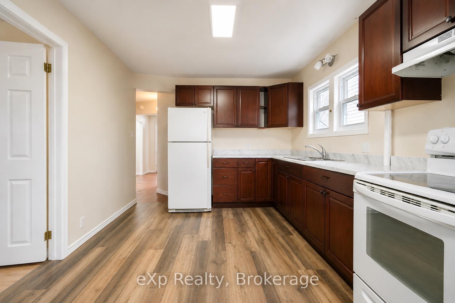 Photo 7 of 326 Sidney Street, Quinte West, Trenton Ward — HOMEH