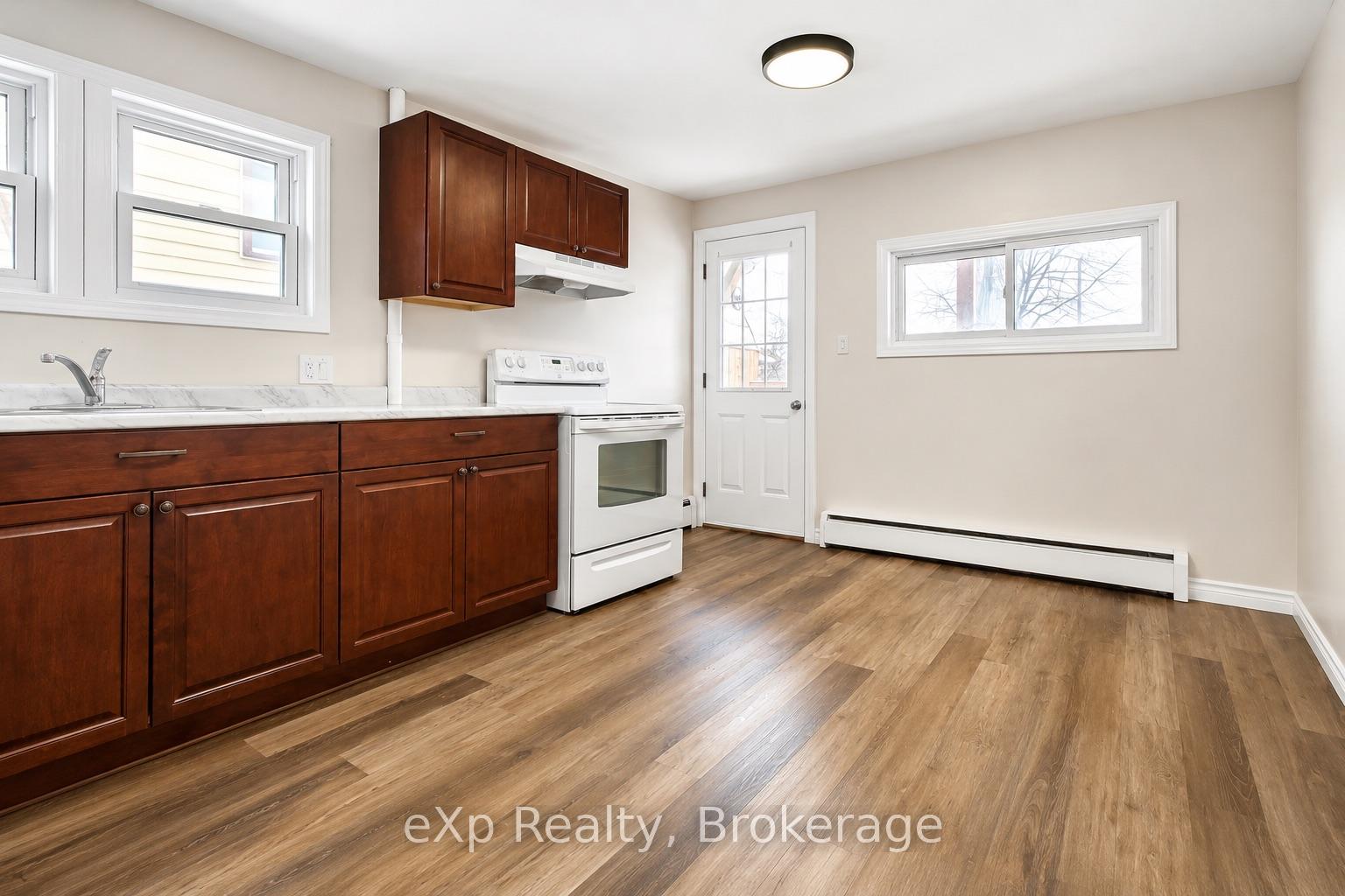 Photo 6 of 326 Sidney Street, Quinte West, Trenton Ward — HOMEH
